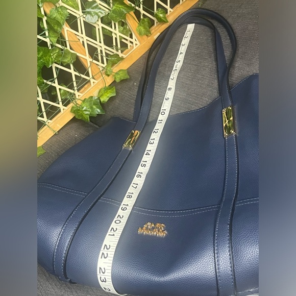 Jones New York Signature  Pacific Navy Harper Four Poster Satchel🔥 - Picture 13 of 13